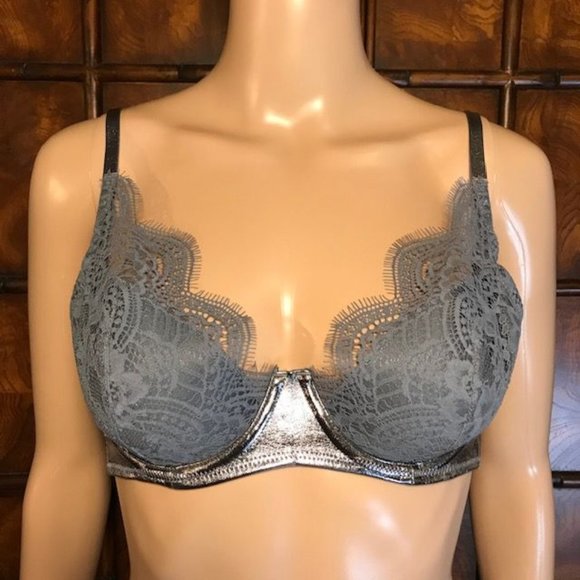 NWOT Victoria's Secret Dream Angels Platinum Wings - Picture 1 of 13